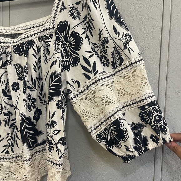 CHRISTIAN SIRIANO - puffy sleev top - Picture 5 of 5